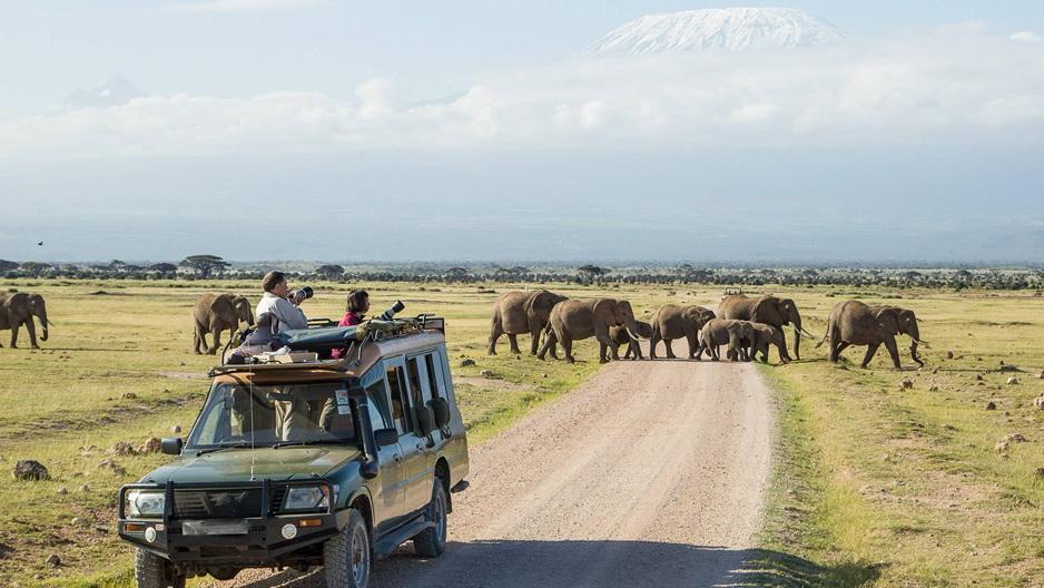 4 -Day Tsavo East & Amboseli Pure Safari